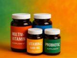 Gestaltete Supplementflaschen mit farbigen Produktetiketten